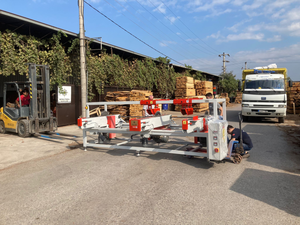 3’LÜ BOYLAMA MAKİNESİ